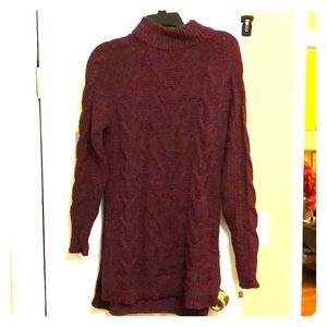 Old navy Maroon tunic length sweater
